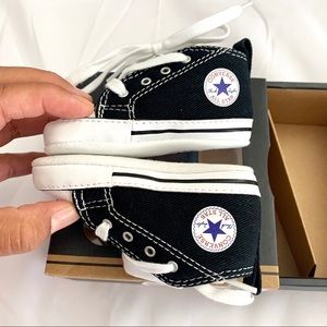 NWOT Infant Classic Chucks
